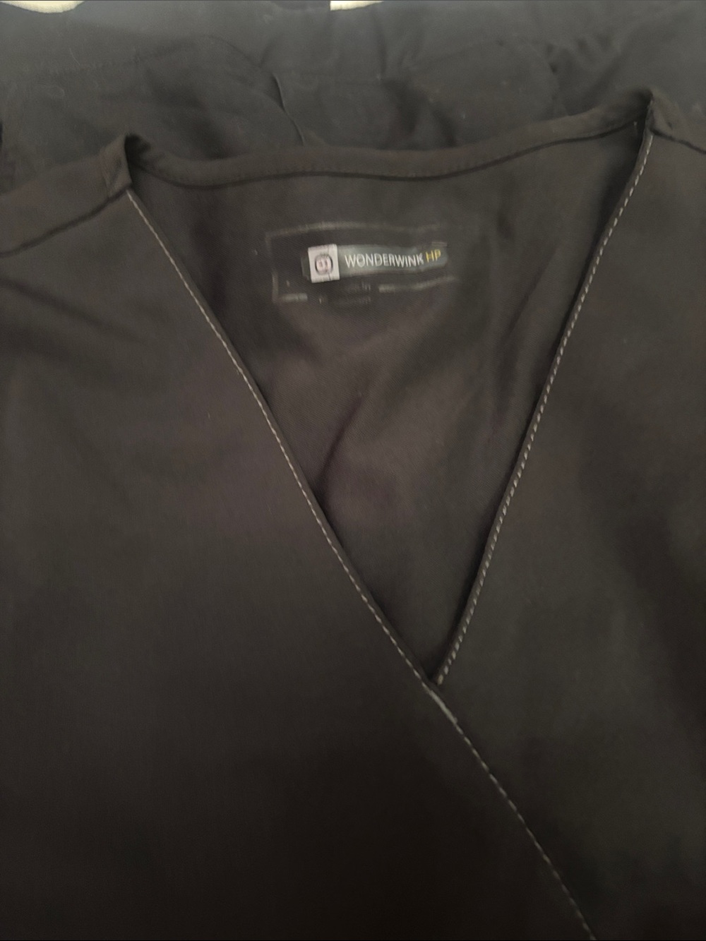 WonderWink Black V-Neck Wwith Contrast Stitching scrub set